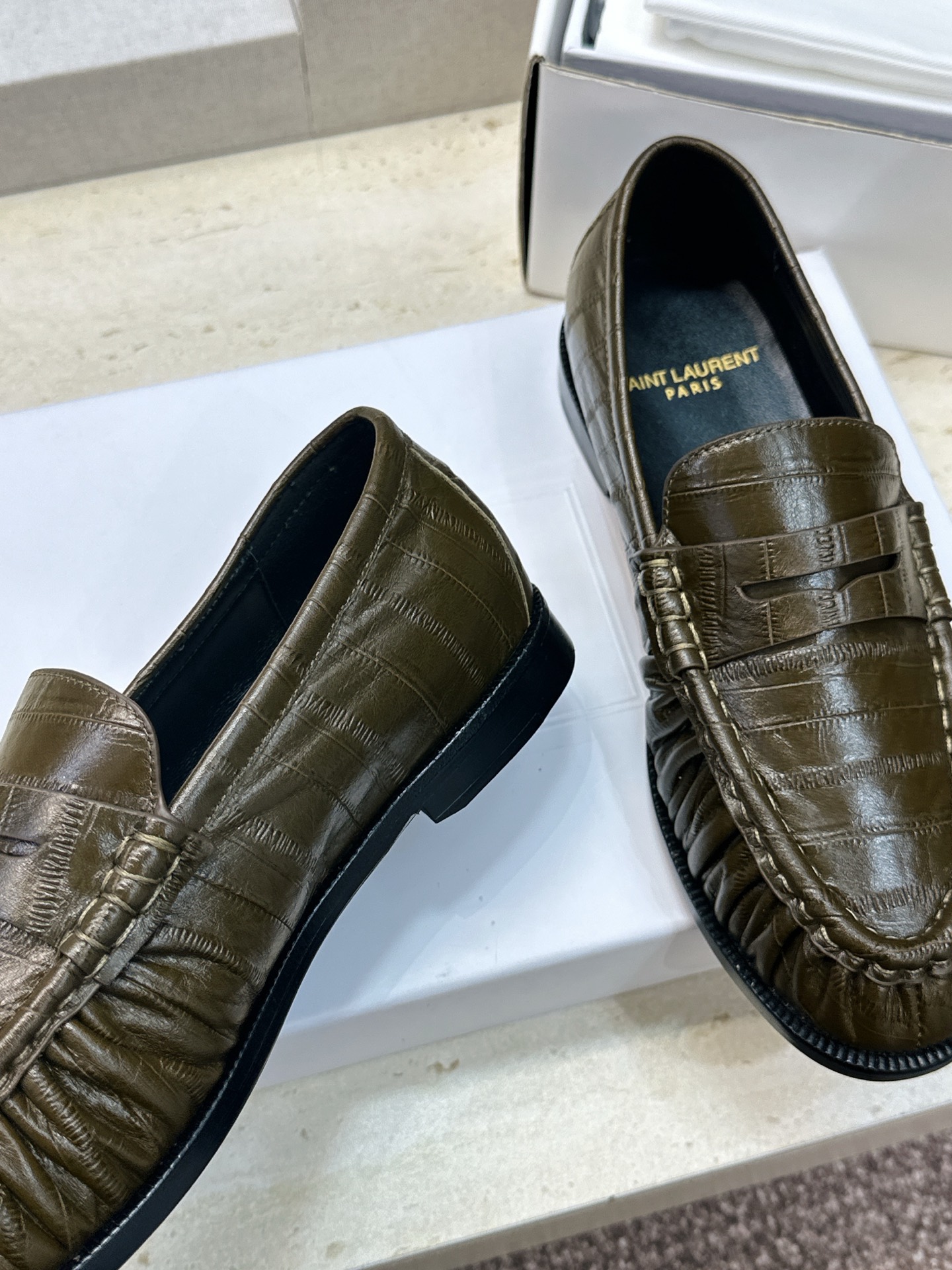 男士+20 SAINT LAURENT 2026春夏情侣新款果冻色懒人单鞋 YSL明星同款字母logo五金扣平底圆头拼色