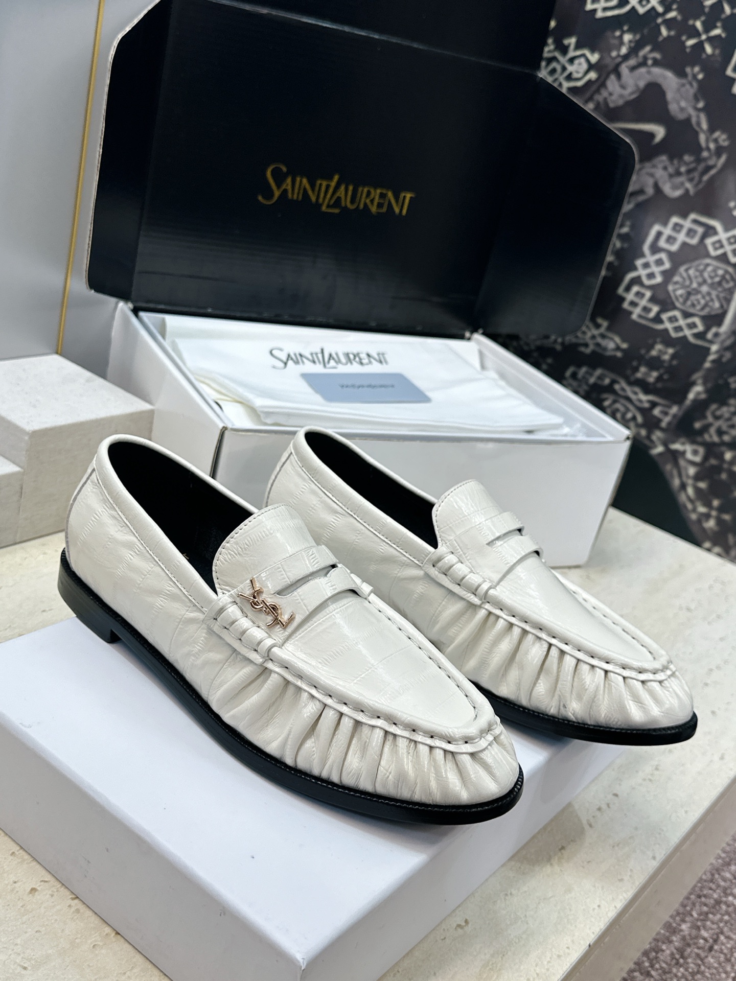 男士+20 SAINT LAURENT 2026春夏情侣新款果冻色懒人单鞋 YSL明星同款字母logo五金扣平底圆头拼色