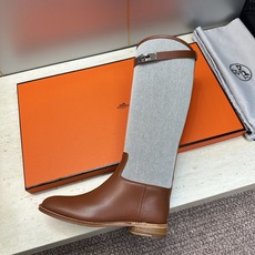 Hermes爱马仕 2026秋冬新款 Box JumPling朋克风格Kelly扣低跟高筒及膝拼色女长靴 H家明星同款字 Hermes爱马仕 2026秋冬新款 Box JumPling朋克风格Kelly扣低跟高筒及膝拼色女长靴 H家明星同款字