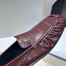女码/情侣款 男+20 SAINT LAURENT 2026春夏情侣新款时尚休闲单鞋 YSL明星同款字母logo五金扣平 女码/情侣款 男+20 SAINT LAURENT 2026春夏情侣新款时尚休闲单鞋 YSL明星同款字母logo五金扣平