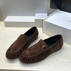 女码/情侣款 男+20 SAINT LAURENT 2026春夏情侣新款时尚休闲单鞋 YSL明星同款字母logo五金扣平 女码/情侣款 男+20 SAINT LAURENT 2026春夏情侣新款时尚休闲单鞋 YSL明星同款字母logo五金扣平