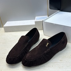 女码/情侣款 男+20 SAINT LAURENT 2026春夏情侣新款时尚休闲单鞋 YSL明星同款字母logo五金扣平 女码/情侣款 男+20 SAINT LAURENT 2026春夏情侣新款时尚休闲单鞋 YSL明星同款字母logo五金扣平