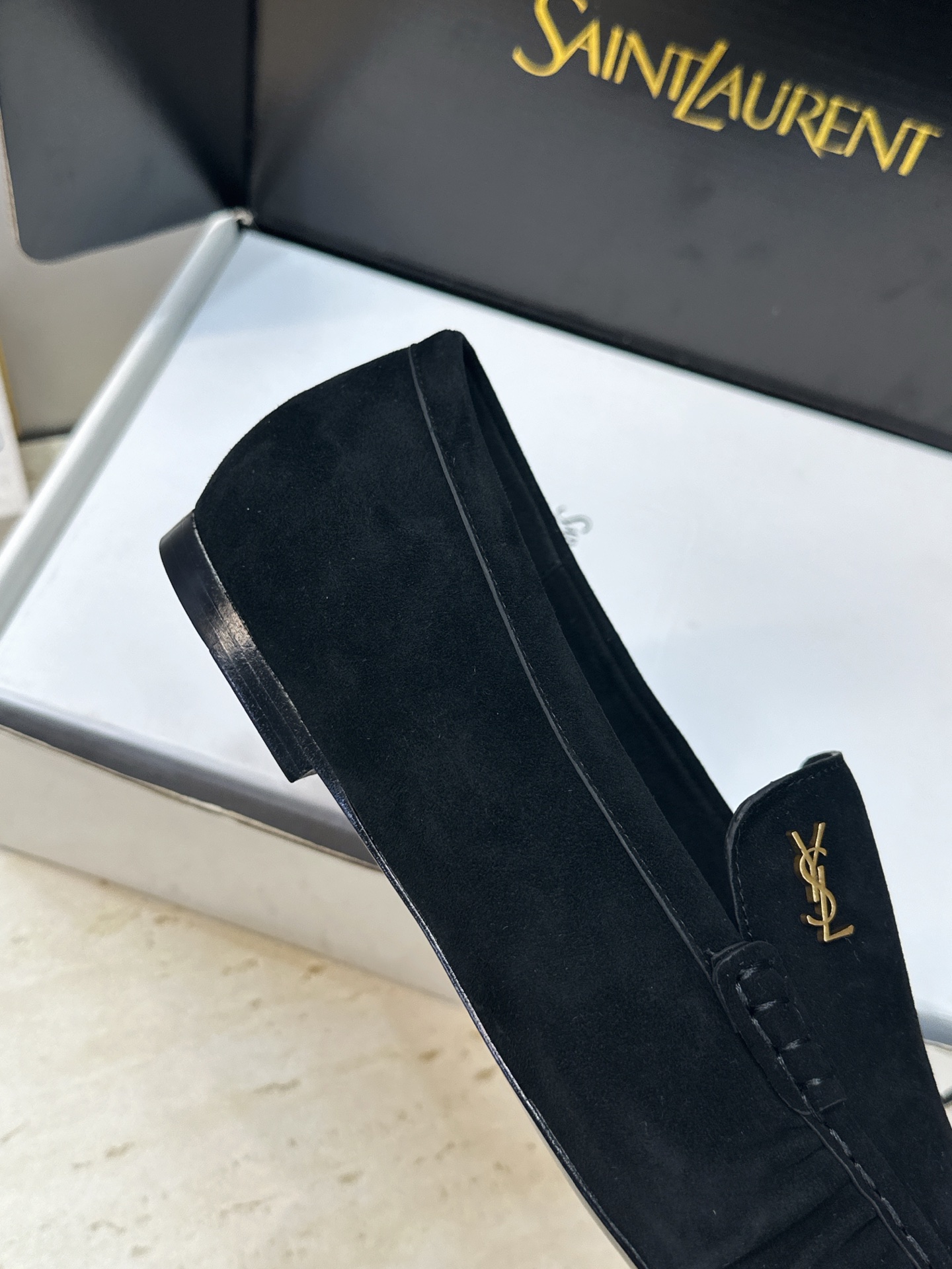 女码/情侣款 男+20 SAINT LAURENT 2026春夏情侣新款时尚休闲单鞋 YSL明星同款字母logo五金扣平