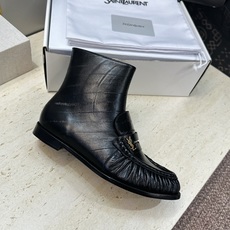 SAINT LAURENT 2026秋冬新款时尚休闲切尔西及裸女短靴 YSL明星同款字母logo五金扣平底圆头一脚蹬弹力 SAINT LAURENT 2026秋冬新款时尚休闲切尔西及裸女短靴 YSL明星同款字母logo五金扣平底圆头一脚蹬弹力