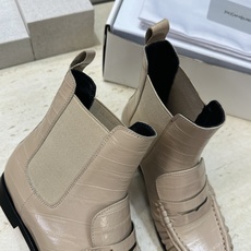 SAINT LAURENT 2026秋冬新款时尚休闲切尔西及裸女短靴 YSL明星同款字母logo五金扣平底圆头一脚蹬弹力 SAINT LAURENT 2026秋冬新款时尚休闲切尔西及裸女短靴 YSL明星同款字母logo五金扣平底圆头一脚蹬弹力