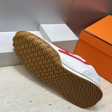 :女码/情侣款 男+10 顶级版 爱马仕 Hermes 春夏经典情侣款 Jet 休闲系带百搭运动鞋 H家厚底时尚风格拼 :女码/情侣款 男+10 顶级版 爱马仕 Hermes 春夏经典情侣款 Jet 休闲系带百搭运动鞋 H家厚底时尚风格拼