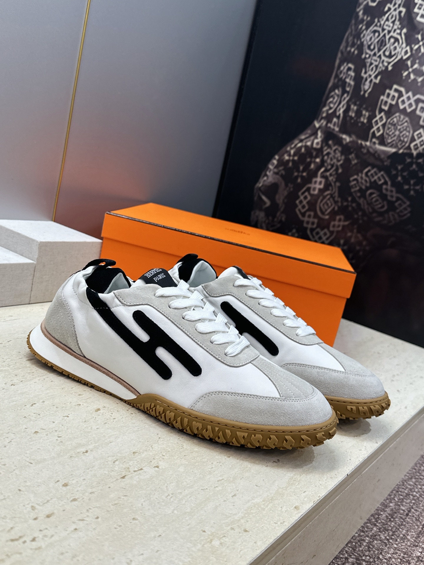 ：女码/情侣款 男+10 顶级版 爱马仕 Hermes 春夏经典情侣款 Jet 休闲系带百搭运动鞋  H家厚底时尚风格拼