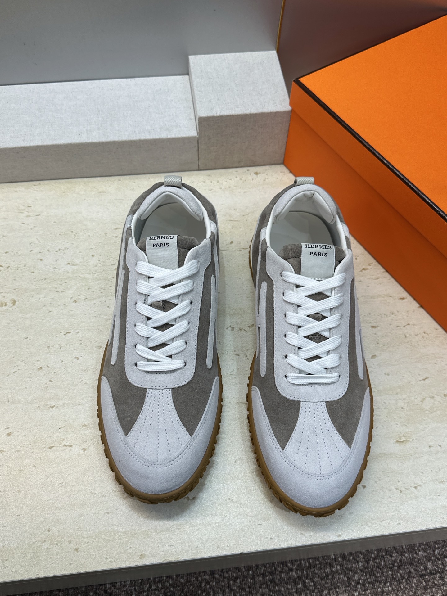 ：女码/情侣款 男+10 顶级版 爱马仕 Hermes 春夏经典情侣款 Jet 休闲系带百搭运动鞋  H家厚底时尚风格拼