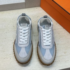 :女码/情侣款 男+10 顶级版 爱马仕 Hermes 春夏经典情侣款 Jet 休闲系带百搭运动鞋 H家厚底时尚风格拼 :女码/情侣款 男+10 顶级版 爱马仕 Hermes 春夏经典情侣款 Jet 休闲系带百搭运动鞋 H家厚底时尚风格拼