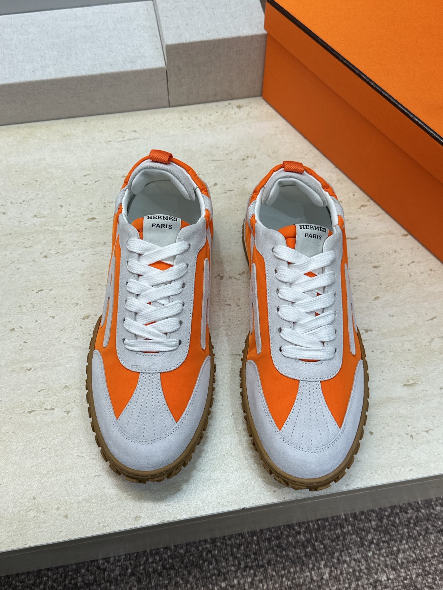 ：女码/情侣款 男+10 顶级版 爱马仕 Hermes 春夏经典情侣款 Jet 休闲系带百搭运动鞋  H家厚底时尚风格拼