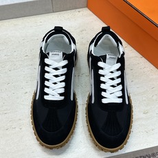 :女码/情侣款 男+10 顶级版 爱马仕 Hermes 春夏经典情侣款 Jet 休闲系带百搭运动鞋 H家厚底时尚风格拼 :女码/情侣款 男+10 顶级版 爱马仕 Hermes 春夏经典情侣款 Jet 休闲系带百搭运动鞋 H家厚底时尚风格拼