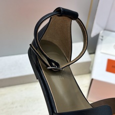 (配全套飞机盒) 莞货 顶级版 爱马仕 Hermes 春夏新色经典款 Santorini 拼色工字拖女鞋 H家平底圆头 (配全套飞机盒) 莞货 顶级版 爱马仕 Hermes 春夏新色经典款 Santorini 拼色工字拖女鞋 H家平底圆头