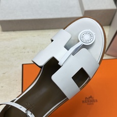 (配全套飞机盒) 莞货 顶级版 爱马仕 Hermes 春夏新色经典款 Santorini 拼色工字拖女鞋 H家平底圆头 (配全套飞机盒) 莞货 顶级版 爱马仕 Hermes 春夏新色经典款 Santorini 拼色工字拖女鞋 H家平底圆头