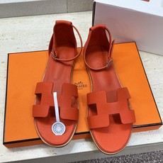 (配全套飞机盒) 莞货 顶级版 爱马仕 Hermes 春夏新色经典款 Santorini 拼色工字拖女鞋 H家平底圆头 (配全套飞机盒) 莞货 顶级版 爱马仕 Hermes 春夏新色经典款 Santorini 拼色工字拖女鞋 H家平底圆头