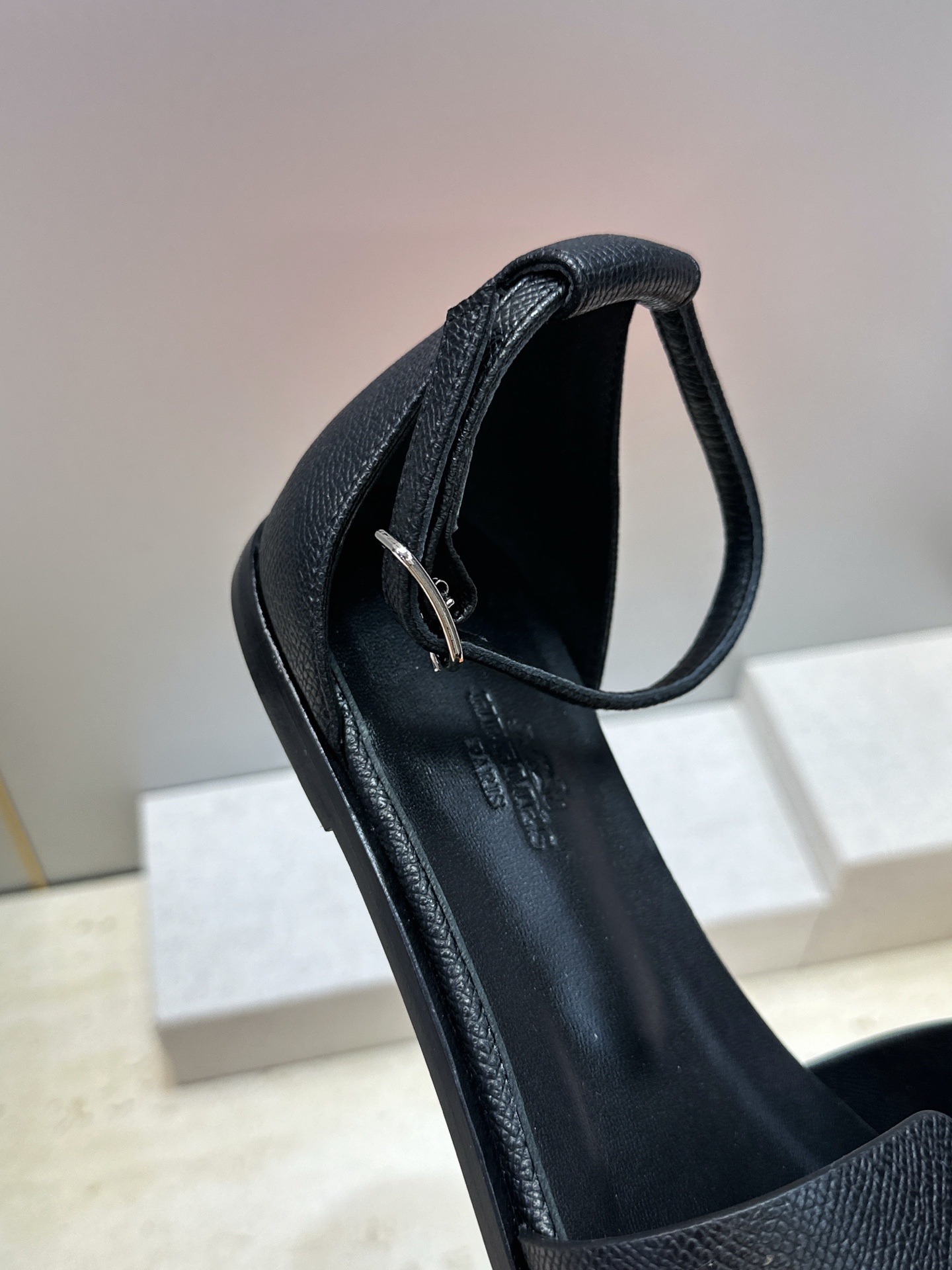 (配全套飞机盒) 莞货 顶级版 爱马仕 Hermes 春夏新色经典款 Santorini 拼色工字拖女鞋  H家平底圆头