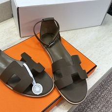 (配全套飞机盒) 莞货 顶级版 爱马仕 Hermes 春夏新色经典款 Santorini 拼色工字拖女鞋 H家平底圆头 (配全套飞机盒) 莞货 顶级版 爱马仕 Hermes 春夏新色经典款 Santorini 拼色工字拖女鞋 H家平底圆头