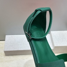 (配全套飞机盒) 莞货 顶级版 爱马仕 Hermes 春夏新色经典款 Santorini 拼色工字拖女鞋 H家平底圆头 (配全套飞机盒) 莞货 顶级版 爱马仕 Hermes 春夏新色经典款 Santorini 拼色工字拖女鞋 H家平底圆头
