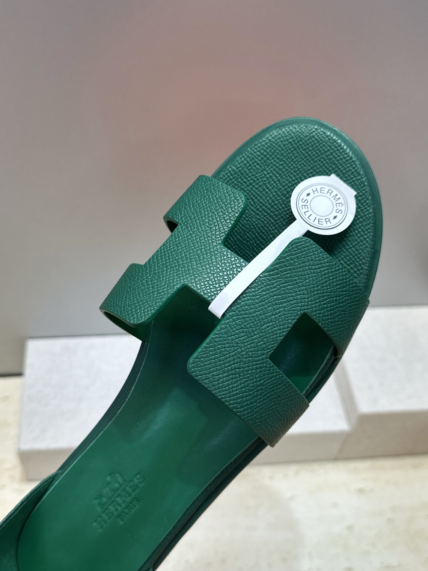 (配全套飞机盒) 莞货 顶级版 爱马仕 Hermes 春夏新色经典款 Santorini 拼色工字拖女鞋 H家平底圆头 (配全套飞机盒) 莞货 顶级版 爱马仕 Hermes 春夏新色经典款 Santorini 拼色工字拖女鞋 H家平底圆头