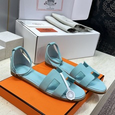 (配全套飞机盒) 莞货 顶级版 爱马仕 Hermes 春夏新色经典款 Santorini 拼色工字拖女鞋 H家平底圆头 (配全套飞机盒) 莞货 顶级版 爱马仕 Hermes 春夏新色经典款 Santorini 拼色工字拖女鞋 H家平底圆头