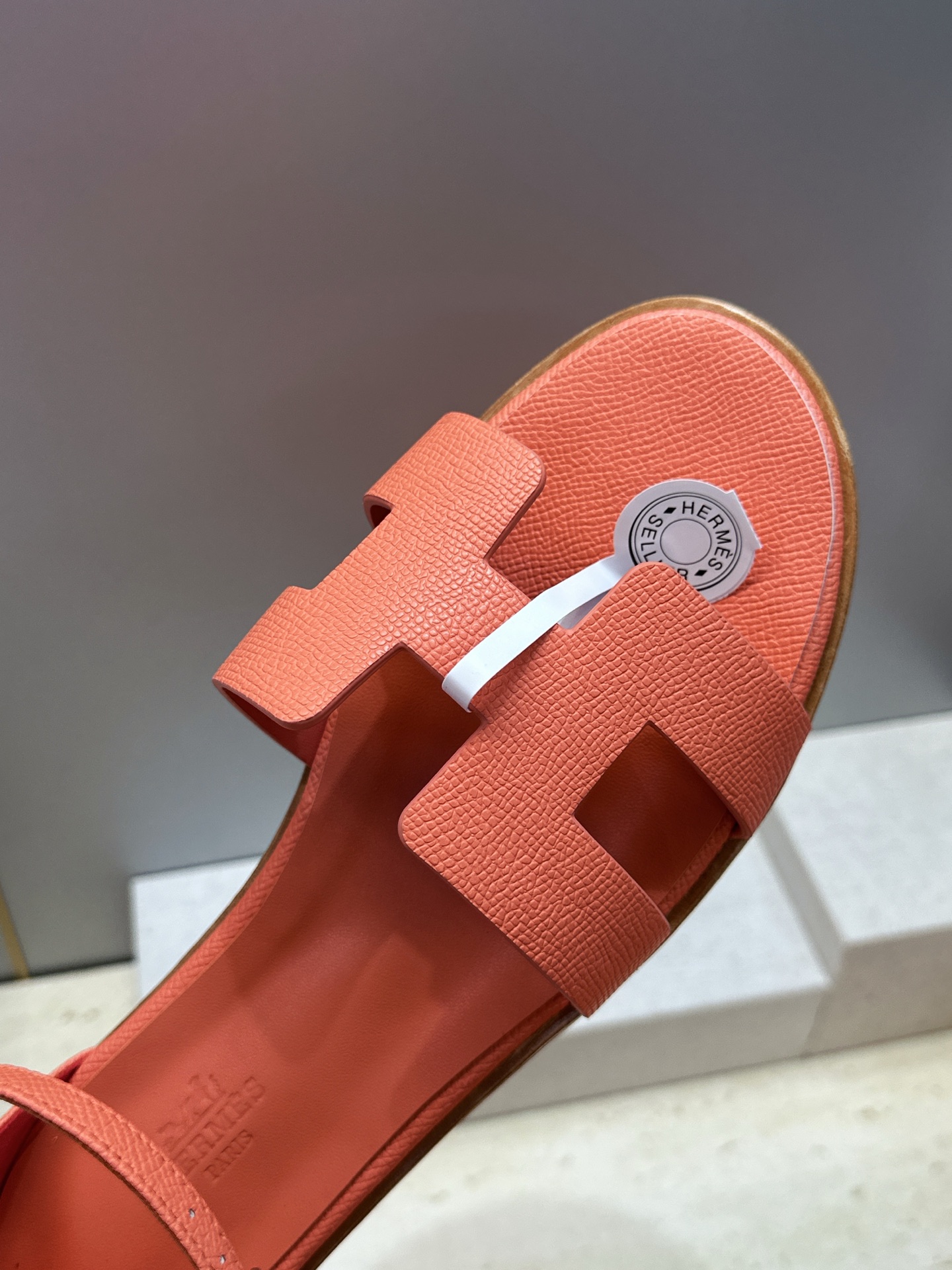 (配全套飞机盒) 莞货 顶级版 爱马仕 Hermes 春夏新色经典款 Santorini 拼色工字拖女鞋 H家平底圆头 (配全套飞机盒) 莞货 顶级版 爱马仕 Hermes 春夏新色经典款 Santorini 拼色工字拖女鞋 H家平底圆头