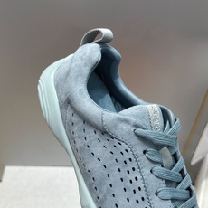 (配全套飞机盒) 顶级版 爱马仕 Hermes 2026春夏情侣新款 Neon 休闲系带百搭运动鞋 H家字母logo厚 (配全套飞机盒) 顶级版 爱马仕 Hermes 2026春夏情侣新款 Neon 休闲系带百搭运动鞋 H家字母logo厚