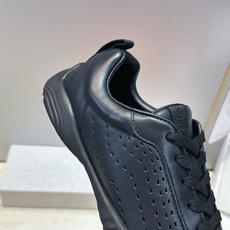 (配全套飞机盒) 顶级版 爱马仕 Hermes 2026春夏情侣新款 Neon 休闲系带百搭运动鞋 H家字母logo厚 (配全套飞机盒) 顶级版 爱马仕 Hermes 2026春夏情侣新款 Neon 休闲系带百搭运动鞋 H家字母logo厚