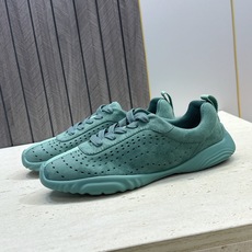 (配全套飞机盒) 顶级版 爱马仕 Hermes 2026春夏情侣新款 Neon 休闲系带百搭运动鞋 H家字母logo厚 (配全套飞机盒) 顶级版 爱马仕 Hermes 2026春夏情侣新款 Neon 休闲系带百搭运动鞋 H家字母logo厚
