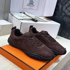 (配全套飞机盒) 顶级版 爱马仕 Hermes 2026春夏情侣新款 Neon 休闲系带百搭运动鞋 H家字母logo厚 (配全套飞机盒) 顶级版 爱马仕 Hermes 2026春夏情侣新款 Neon 休闲系带百搭运动鞋 H家字母logo厚
