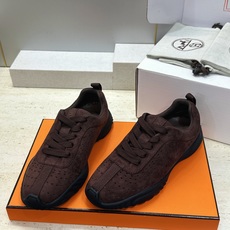 (配全套飞机盒) 顶级版 爱马仕 Hermes 2026春夏情侣新款 Neon 休闲系带百搭运动鞋 H家字母logo厚 (配全套飞机盒) 顶级版 爱马仕 Hermes 2026春夏情侣新款 Neon 休闲系带百搭运动鞋 H家字母logo厚