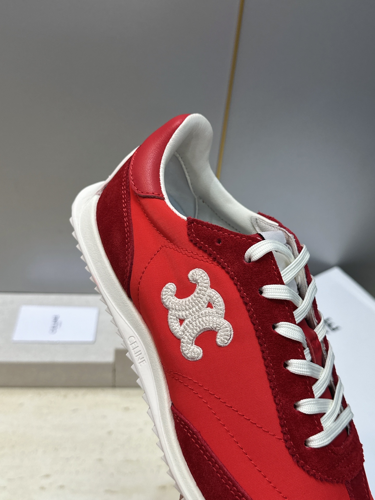 CELINE 2026秋冬新款厚底系带休闲徳训女鞋  赛琳字母logo圆头拼色运动老爹阿甘跑鞋 材质：鞋面进口羊猄皮/环