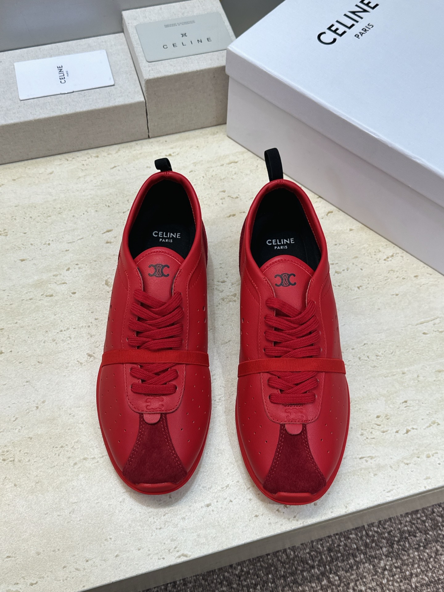 CELINE 2026秋冬新款厚底系带休闲女跑鞋 赛琳字母logo圆头拼色运动阿甘徳训鞋 材质:鞋面进口小牛皮/进口羊 CELINE 2026秋冬新款厚底系带休闲女跑鞋 赛琳字母logo圆头拼色运动阿甘徳训鞋 材质:鞋面进口小牛皮/进口羊