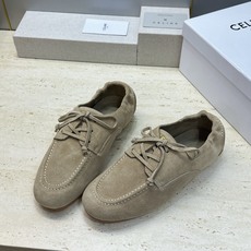 CELINE 2026秋冬新款复古休闲女鞋 瑟琳字母logo平底方头系带乐福单鞋 材质鞋面进口羊猄皮+羊猄皮皮内里+原 CELINE 2026秋冬新款复古休闲女鞋 瑟琳字母logo平底方头系带乐福单鞋 材质鞋面进口羊猄皮+羊猄皮皮内里+原