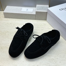CELINE 2026秋冬新款复古休闲女鞋 瑟琳字母logo平底方头系带乐福单鞋 材质鞋面进口羊猄皮+羊猄皮皮内里+原 CELINE 2026秋冬新款复古休闲女鞋 瑟琳字母logo平底方头系带乐福单鞋 材质鞋面进口羊猄皮+羊猄皮皮内里+原