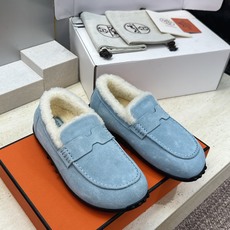 (配全套飞机盒) 顶级版 爱马仕 Hermes 秋冬经典情侣款Lazy防寒保暖羊羔毛豆豆鞋 H家平底圆头时尚休闲乐福单鞋 (配全套飞机盒) 顶级版 爱马仕 Hermes 秋冬经典情侣款Lazy防寒保暖羊羔毛豆豆鞋 H家平底圆头时尚休闲乐福单鞋