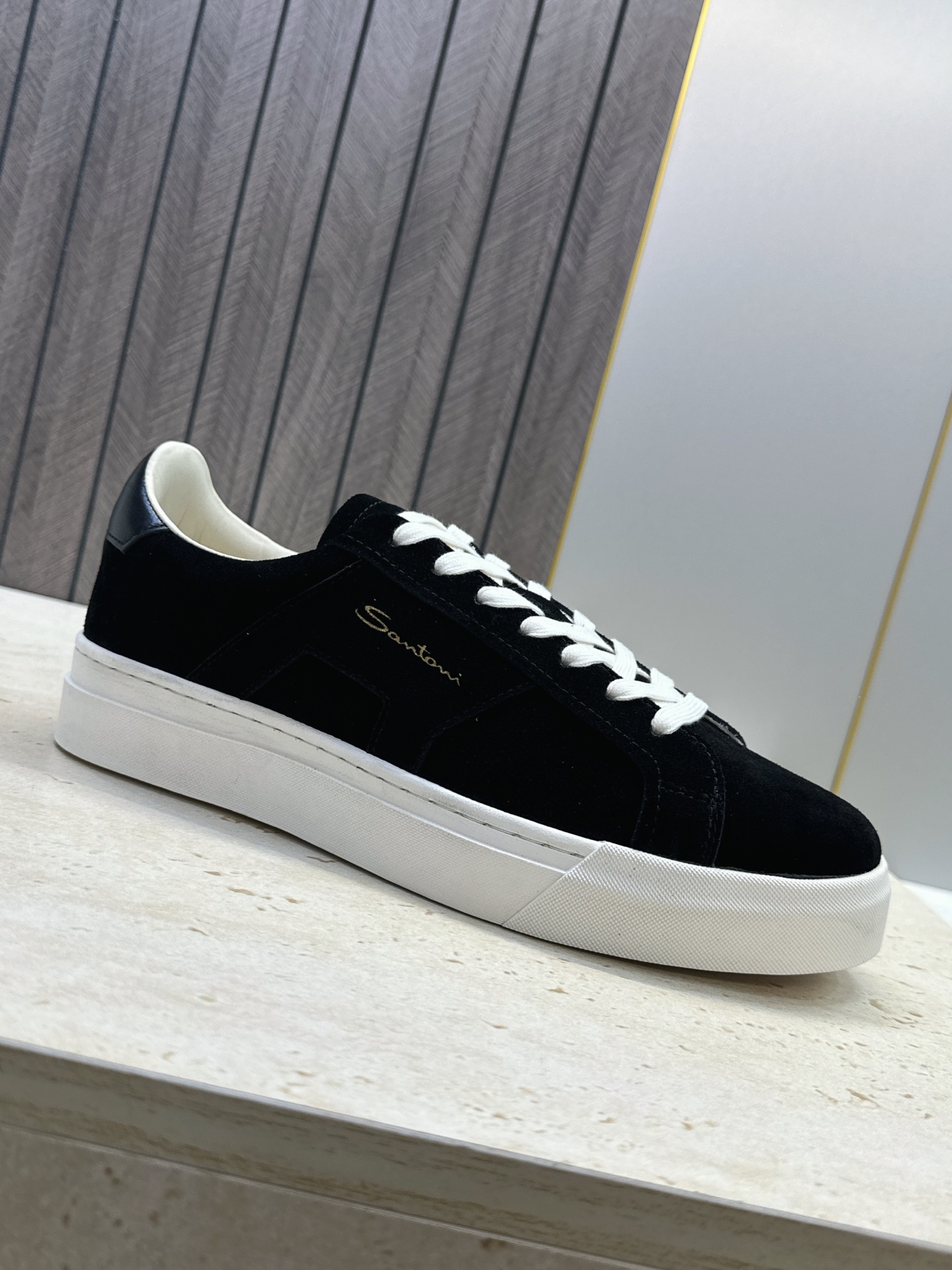 (仅男码) Santoni 2026秋冬新款系带舒适休闲时尚男鞋 圣东尼字母logo厚底圆头拼色百搭拼色滑板鞋 材质: (仅男码) Santoni 2026秋冬新款系带舒适休闲时尚男鞋 圣东尼字母logo厚底圆头拼色百搭拼色滑板鞋 材质:
