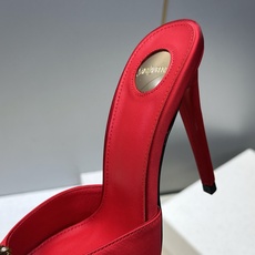 SAINT LAURENT PARIS 圣罗兰2026春夏新款高跟水钻女鞋 YSL字母logo五金扣尖头细跟穆勒凉拖鞋 SAINT LAURENT PARIS 圣罗兰2026春夏新款高跟水钻女鞋 YSL字母logo五金扣尖头细跟穆勒凉拖鞋