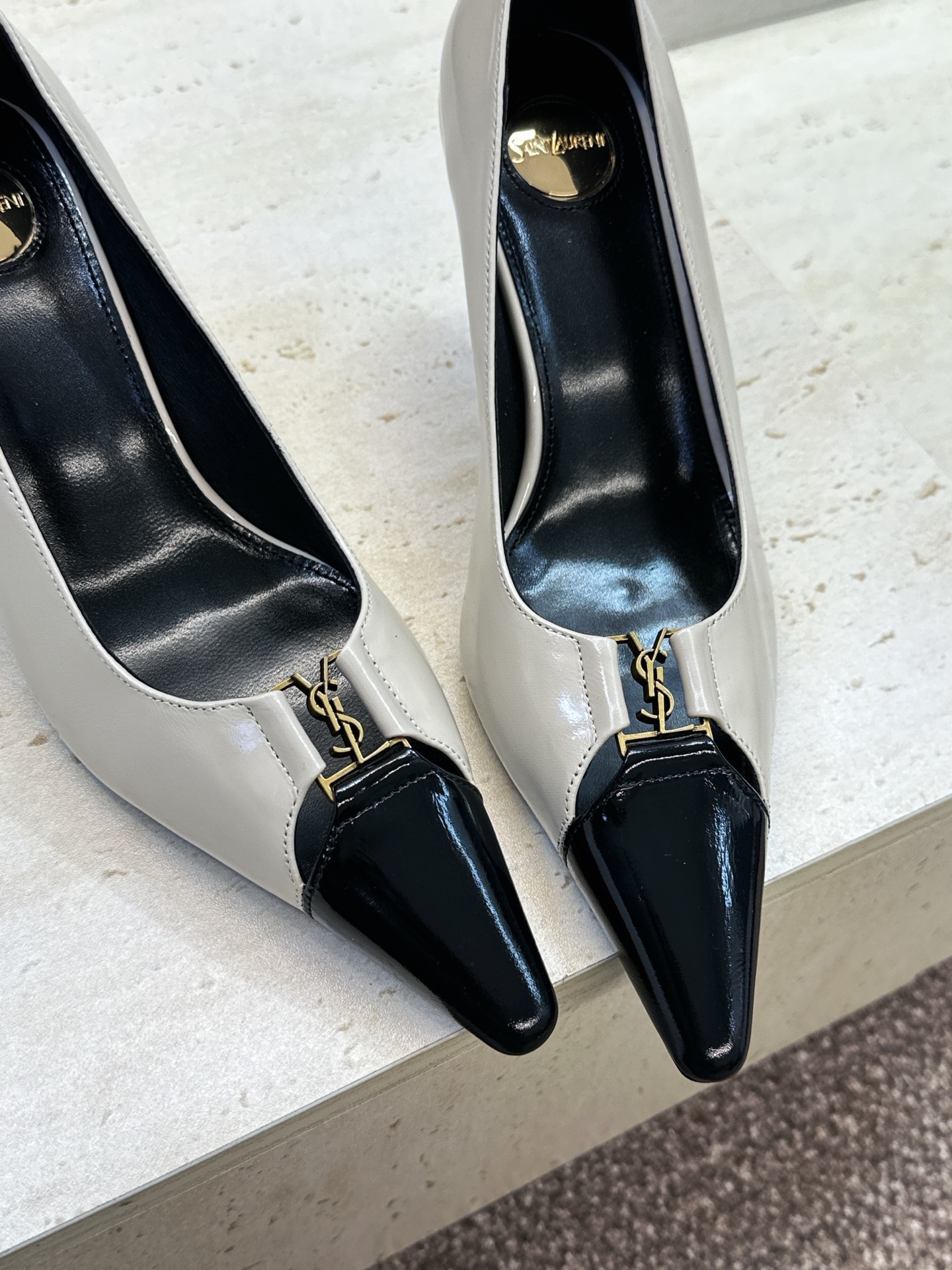 SAINT LAURENT PARIS 圣罗兰2026秋冬新款高跟女鞋  YSL字母logo五金扣明星同款细根尖头单鞋鞋
