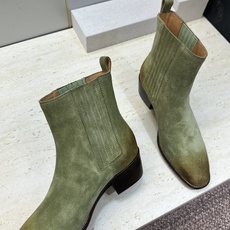 CELINE 2026秋冬新款游牧风格机车女短靴 瑟琳字母logo粗跟尖头切尔西骑士靴 材质鞋面定制进口小牛皮/进口羊猄 CELINE 2026秋冬新款游牧风格机车女短靴 瑟琳字母logo粗跟尖头切尔西骑士靴 材质鞋面定制进口小牛皮/进口羊猄