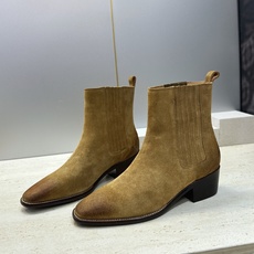 CELINE 2026秋冬新款游牧风格机车女短靴 瑟琳字母logo粗跟尖头切尔西骑士靴 材质鞋面定制进口小牛皮/进口羊猄 CELINE 2026秋冬新款游牧风格机车女短靴 瑟琳字母logo粗跟尖头切尔西骑士靴 材质鞋面定制进口小牛皮/进口羊猄