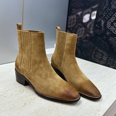 CELINE 2026秋冬新款游牧风格机车女短靴 瑟琳字母logo粗跟尖头切尔西骑士靴 材质鞋面定制进口小牛皮/进口羊猄 CELINE 2026秋冬新款游牧风格机车女短靴 瑟琳字母logo粗跟尖头切尔西骑士靴 材质鞋面定制进口小牛皮/进口羊猄