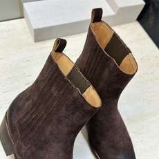 CELINE 2026秋冬新款游牧风格机车女短靴 瑟琳字母logo粗跟尖头切尔西骑士靴 材质鞋面定制进口小牛皮/进口羊猄 CELINE 2026秋冬新款游牧风格机车女短靴 瑟琳字母logo粗跟尖头切尔西骑士靴 材质鞋面定制进口小牛皮/进口羊猄