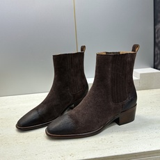 CELINE 2026秋冬新款游牧风格机车女短靴 瑟琳字母logo粗跟尖头切尔西骑士靴 材质鞋面定制进口小牛皮/进口羊猄 CELINE 2026秋冬新款游牧风格机车女短靴 瑟琳字母logo粗跟尖头切尔西骑士靴 材质鞋面定制进口小牛皮/进口羊猄