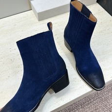 CELINE 2026秋冬新款游牧风格机车女短靴 瑟琳字母logo粗跟尖头切尔西骑士靴 材质鞋面定制进口小牛皮/进口羊猄 CELINE 2026秋冬新款游牧风格机车女短靴 瑟琳字母logo粗跟尖头切尔西骑士靴 材质鞋面定制进口小牛皮/进口羊猄