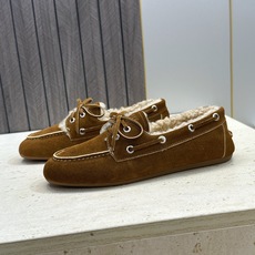 Miumiu 2026秋冬新款蝴蝶结羊羔毛休闲女鞋 缪缪字母logo平底系带圆头防寒保暖乐福鞋 材质鞋面进口小牛皮/进口 Miumiu 2026秋冬新款蝴蝶结羊羔毛休闲女鞋 缪缪字母logo平底系带圆头防寒保暖乐福鞋 材质鞋面进口小牛皮/进口