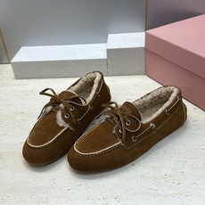 Miumiu 2026秋冬新款蝴蝶结羊羔毛休闲女鞋 缪缪字母logo平底系带圆头防寒保暖乐福鞋 材质鞋面进口小牛皮/进口 Miumiu 2026秋冬新款蝴蝶结羊羔毛休闲女鞋 缪缪字母logo平底系带圆头防寒保暖乐福鞋 材质鞋面进口小牛皮/进口
