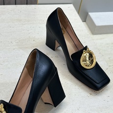 Dior 迪奥2026春夏新款 Medallion粗跟方头玛丽珍芭蕾舞娃娃女鞋 CD字母logo五金扣时尚高跟拼色休闲乐 Dior 迪奥2026春夏新款 Medallion粗跟方头玛丽珍芭蕾舞娃娃女鞋 CD字母logo五金扣时尚高跟拼色休闲乐