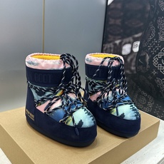 MOON BOOT 2026秋冬新款情侣新款时尚系带拼色女短靴 Park Soulmate 防寒保暖羽绒平底圆头雪地靴 MOON BOOT 2026秋冬新款情侣新款时尚系带拼色女短靴 Park Soulmate 防寒保暖羽绒平底圆头雪地靴