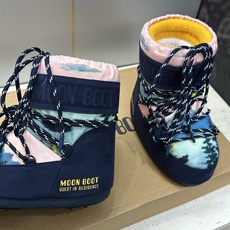 MOON BOOT 2026秋冬新款情侣新款时尚系带拼色女短靴 Park Soulmate 防寒保暖羽绒平底圆头雪地靴 MOON BOOT 2026秋冬新款情侣新款时尚系带拼色女短靴 Park Soulmate 防寒保暖羽绒平底圆头雪地靴