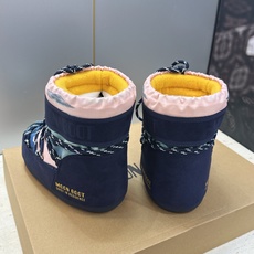 MOON BOOT 2026秋冬新款情侣新款时尚系带拼色女短靴 Park Soulmate 防寒保暖羽绒平底圆头雪地靴 MOON BOOT 2026秋冬新款情侣新款时尚系带拼色女短靴 Park Soulmate 防寒保暖羽绒平底圆头雪地靴