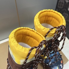 MOON BOOT 2026秋冬新款情侣新款时尚系带拼色中筒女靴 Park Soulmate 防寒保暖羽绒平底圆头雪地 MOON BOOT 2026秋冬新款情侣新款时尚系带拼色中筒女靴 Park Soulmate 防寒保暖羽绒平底圆头雪地